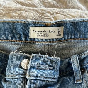 Abercrombie jeans